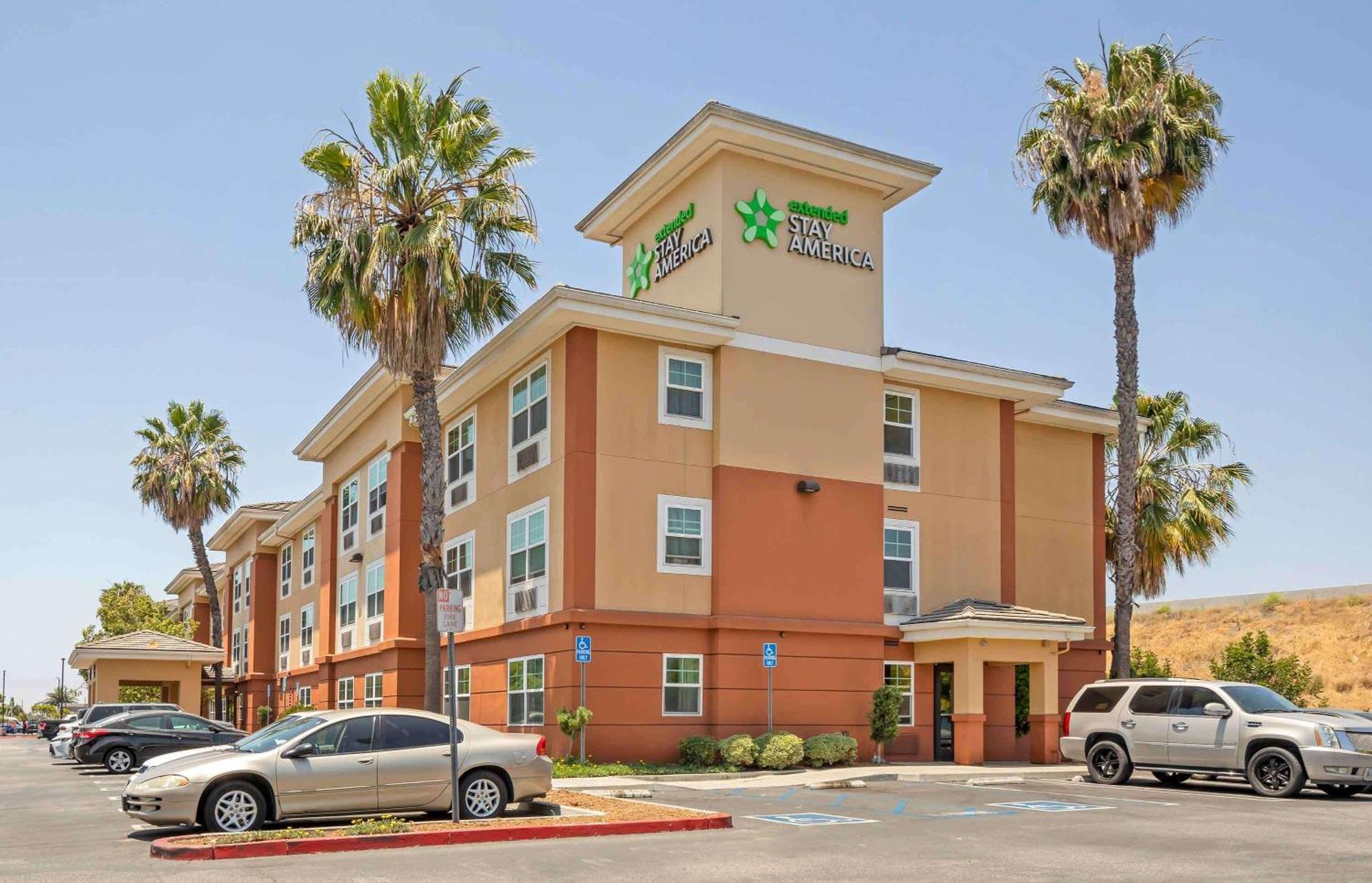 Extended Stay America Suites - Los Angeles - Carson Bagian luar foto