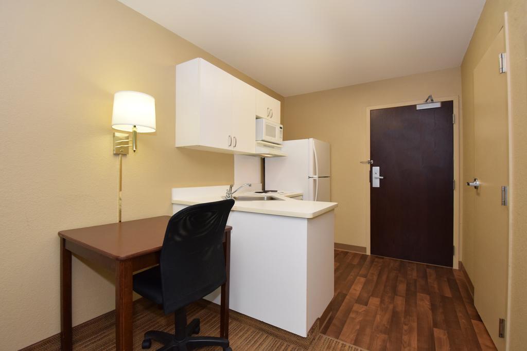 Extended Stay America Suites - Los Angeles - Carson Bagian luar foto